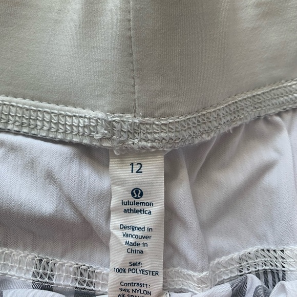 ❤️LULULEMON PLAY ALL DAY SHORT 3”-GROOVY STRIPE NIMBUS/WHITE-12❤️ - Picture 13 of 15